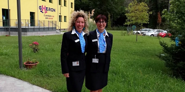 IL SERVIZIO ACCOGLIENZA DELLE RSA DI GRUPPO GHERON CAMBIA LOOK!